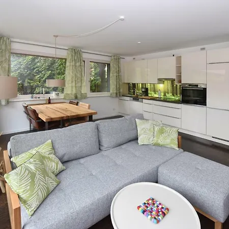 Unter Den Eichen * Eichwalde